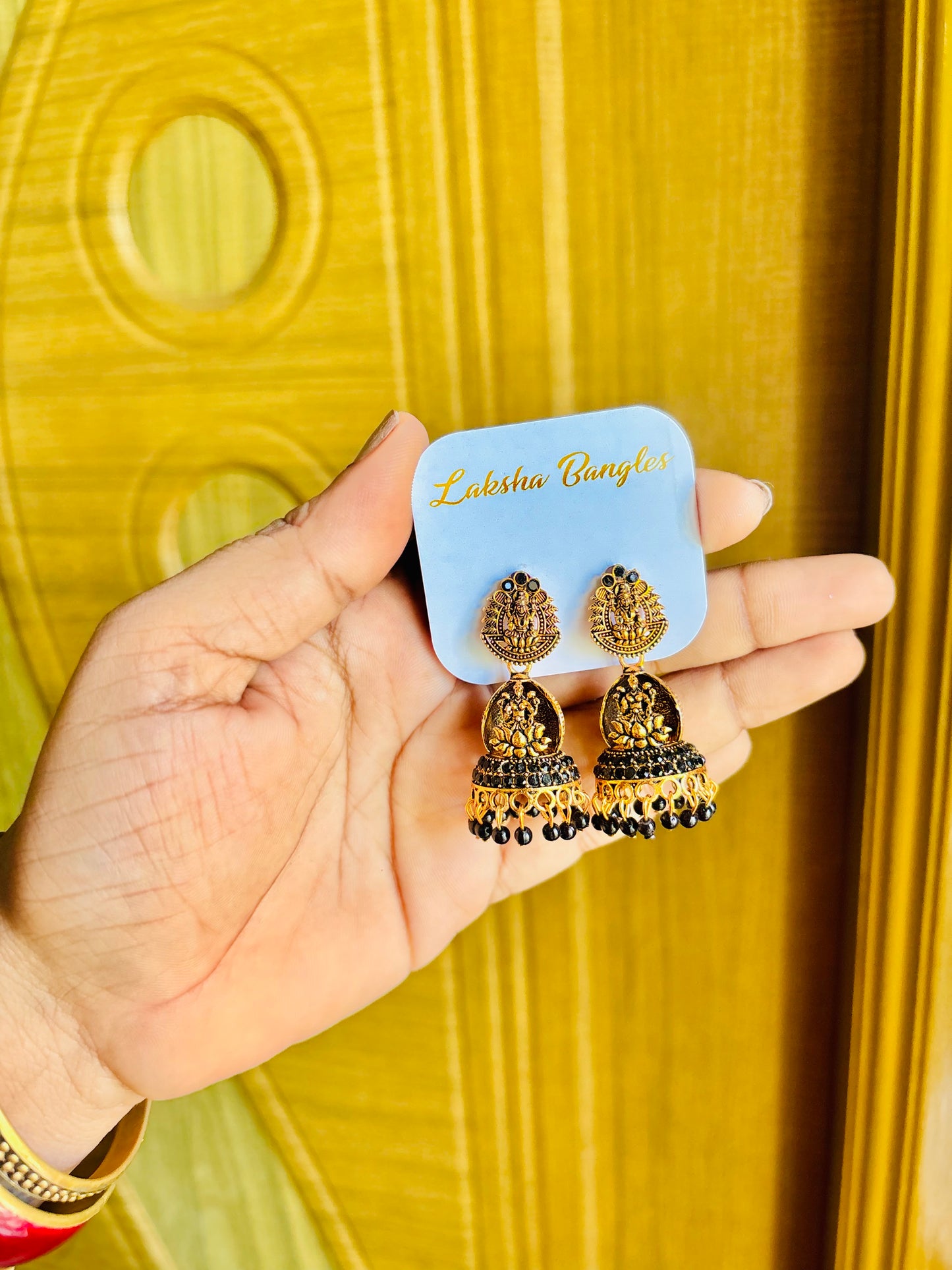 Lakshmi golden jhumkas✨