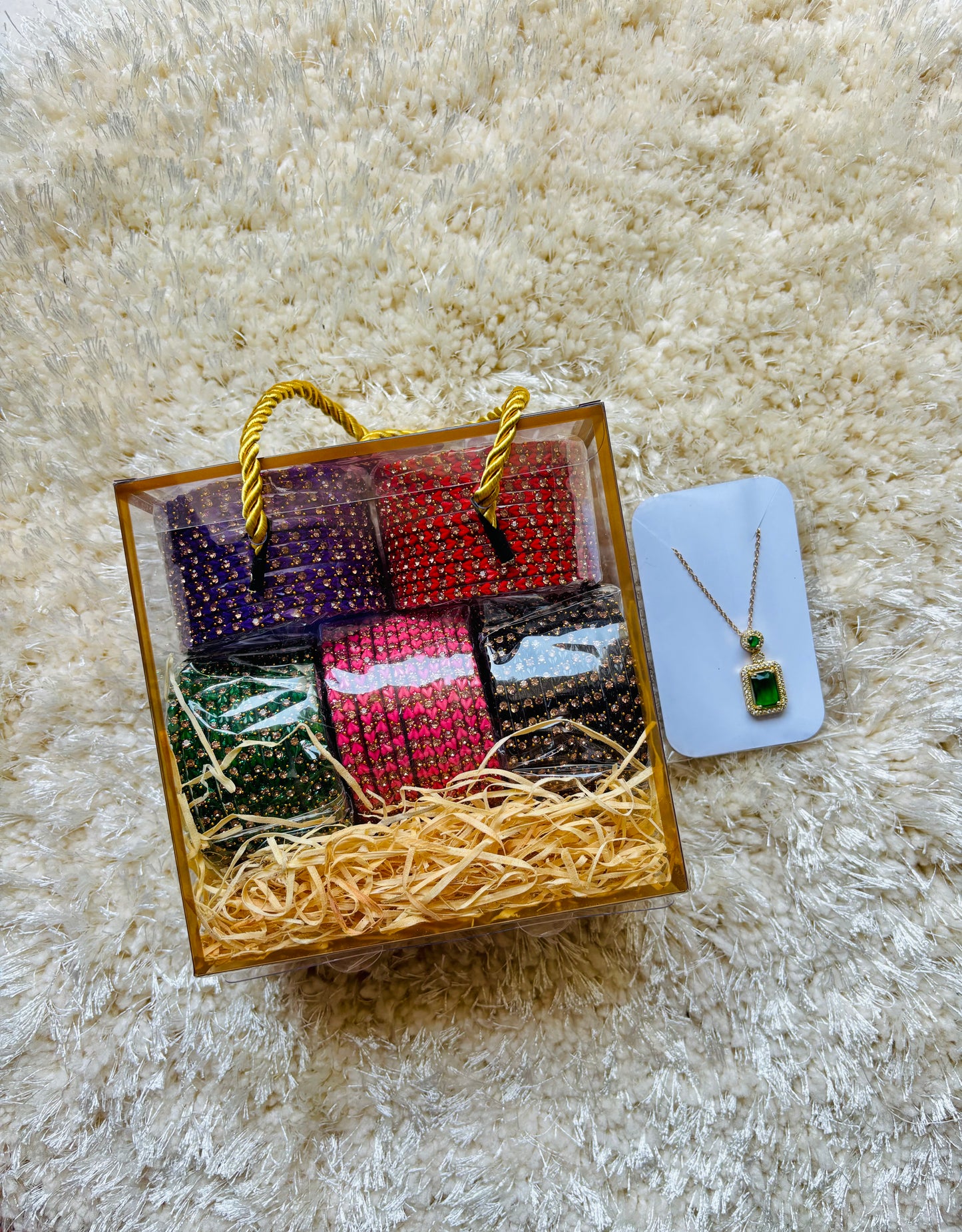Sweetheart bangle hamper🎀