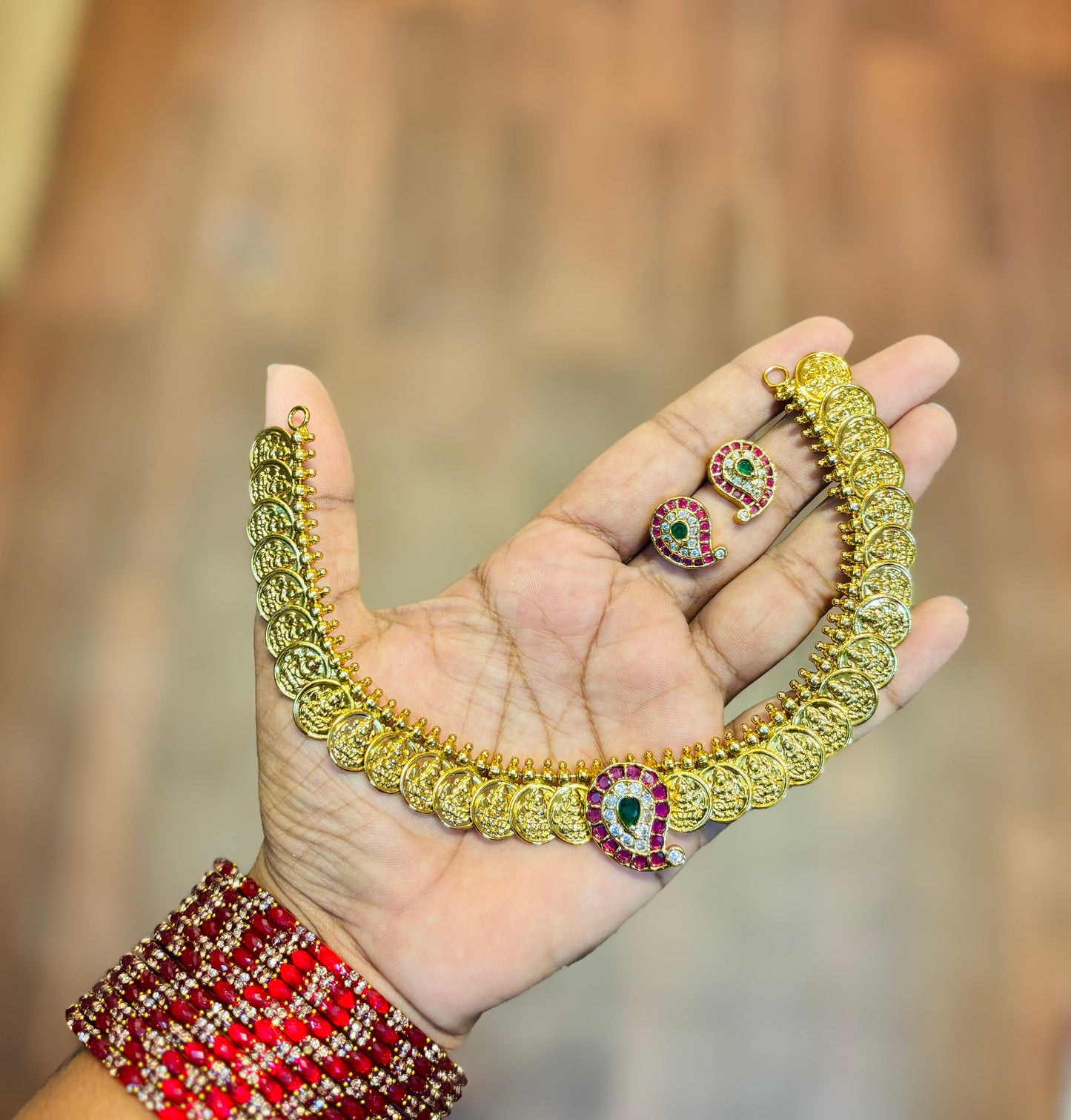 Kasu mala neckset