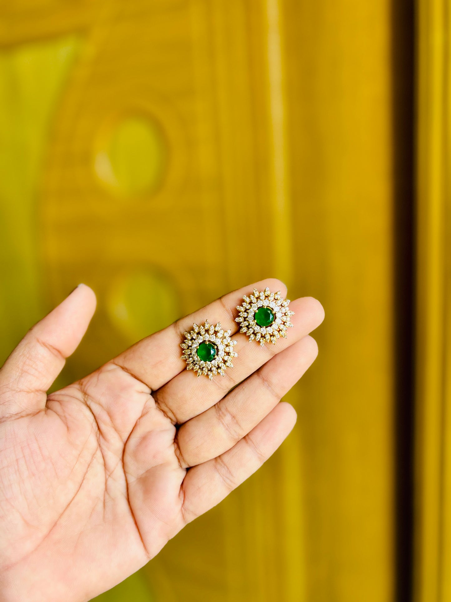 Madhuri 4 in 1 stud set🎀