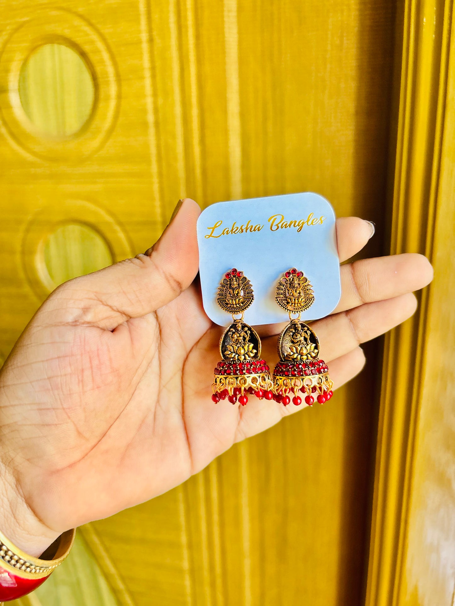 Lakshmi golden jhumkas✨