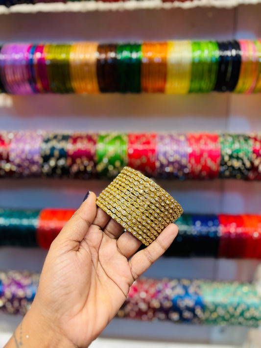 Yuga crystal border bangles🎀