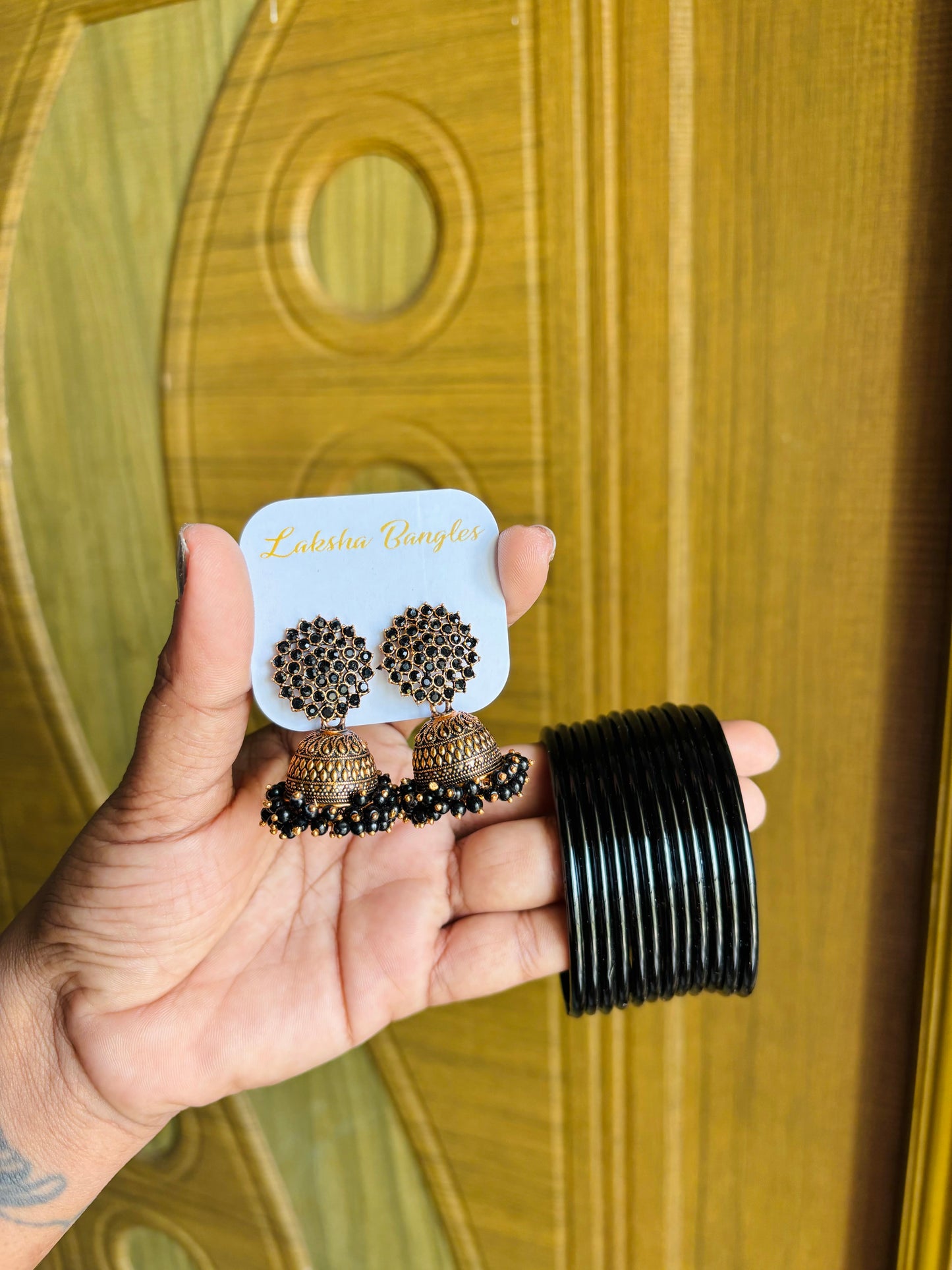 Flower jhumka with plain bangles combo🎀