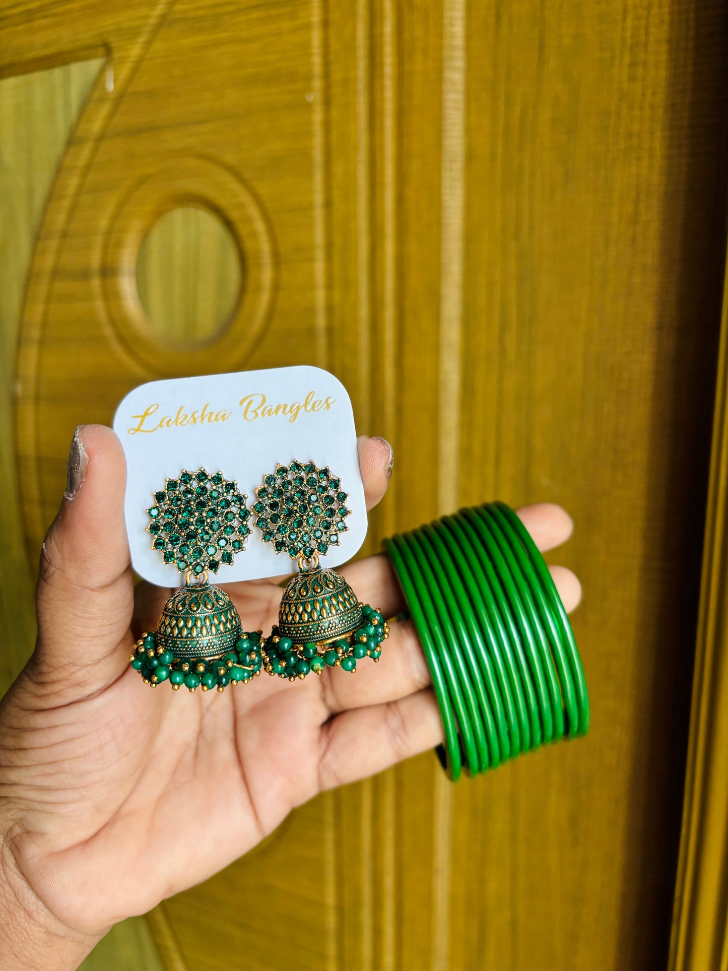 Flower jhumka with plain bangles combo🎀