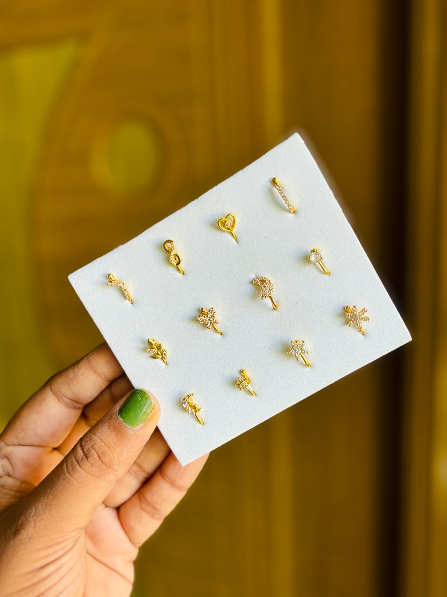 Premium press on nose pins🎀