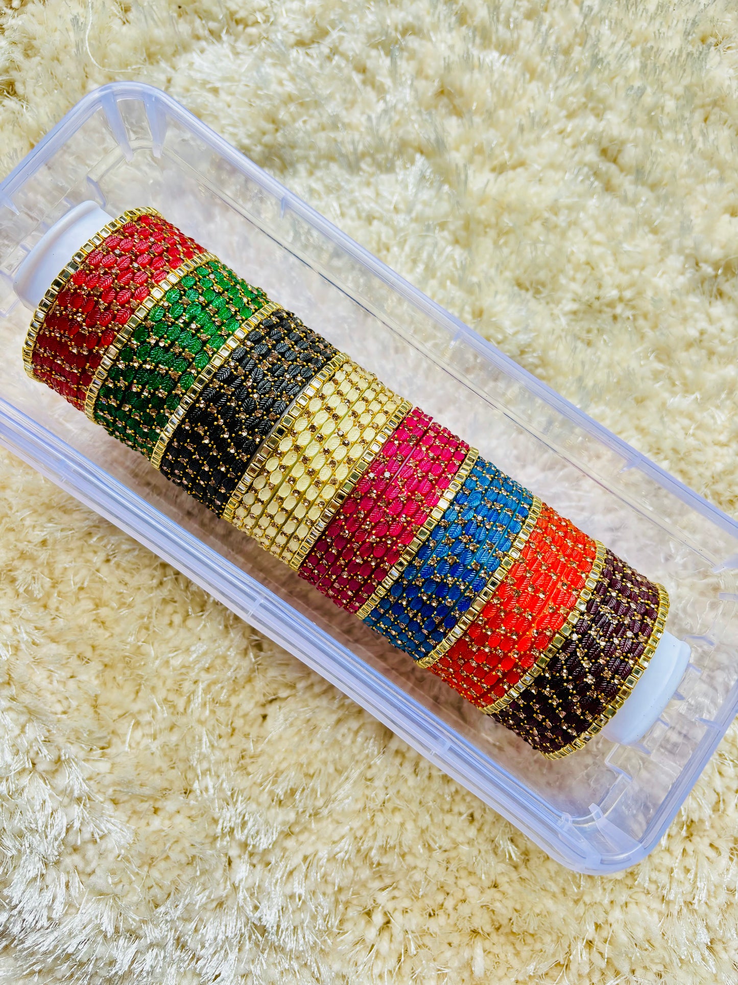 Ilai glass bangles with kundan combo🎀
